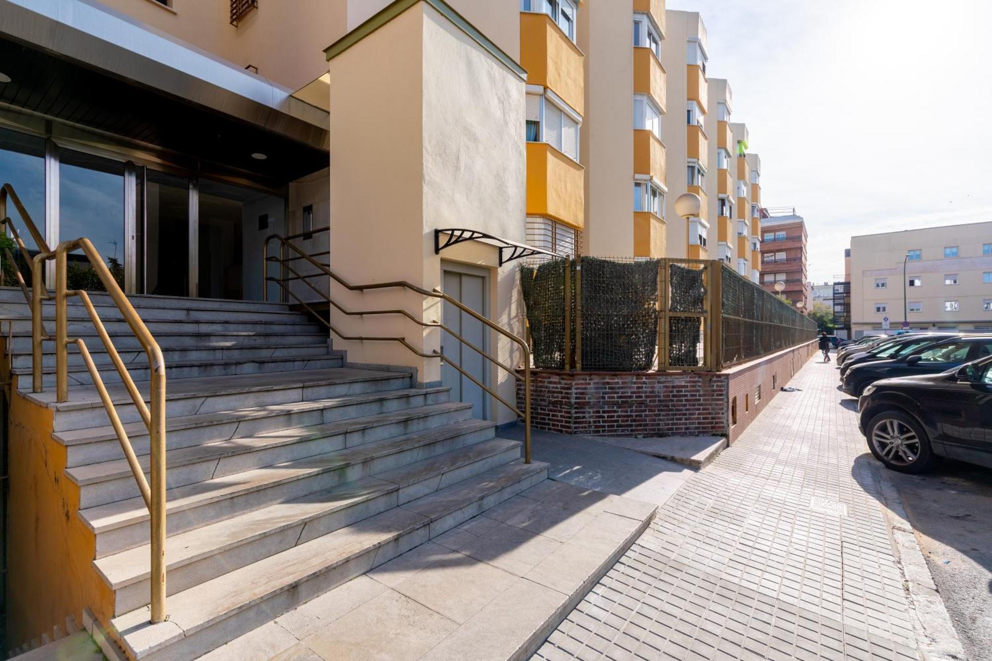 Diseno Y Comodidad En Bami Sevilla Eksteriør bilde