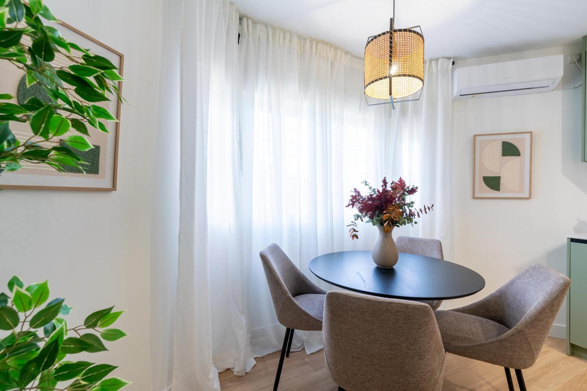 Diseno Y Comodidad En Bami Sevilla Eksteriør bilde